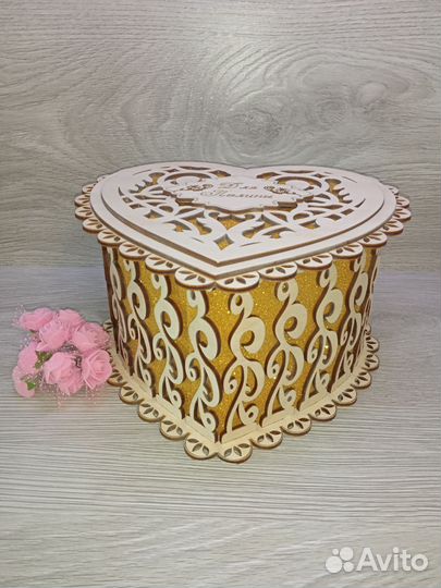 Шкатулка в виде сердечка