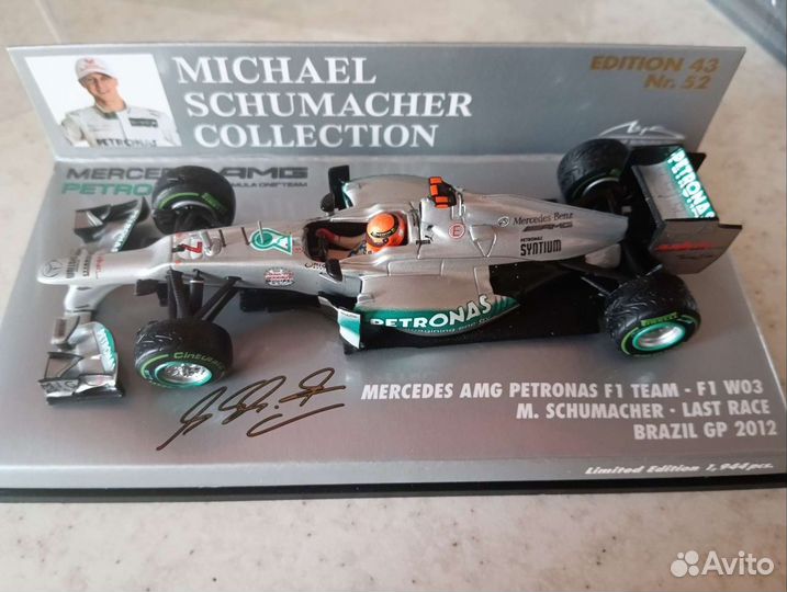 1/43 F1 spark, minichamps M. Schumacher