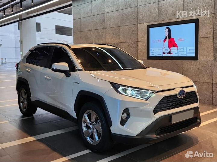 Toyota RAV4 2.5 AT, 2021, 27 460 км
