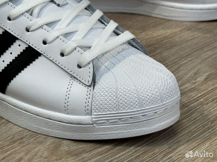 Кроссовки adidas superstar