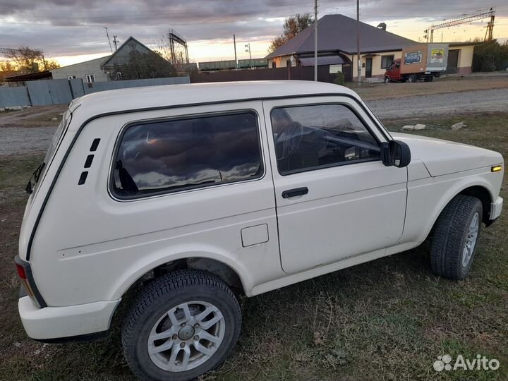 LADA 4x4 (Нива) 1.7 МТ, 1995, 180 000 км