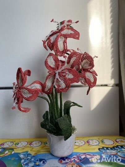 Цветы из бисера