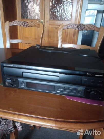 Продам Player CD CDV LD Pioneer CLD-1850 + 13шт LD