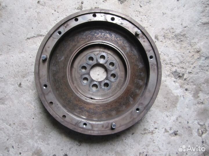 Маховик bmw 5 e34 бмв е34 МКПП двигатель 1,8л М40