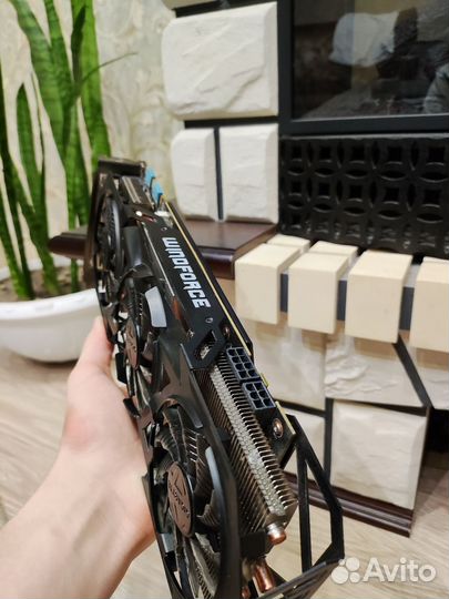 Видеокарта Gigabyte GTX 970 4 GB