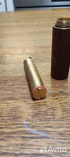 Бензиновая зажигалка