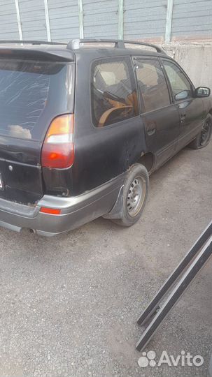 Nissan Sunny California 1.5 AT, 1996, битый, 270 000 км