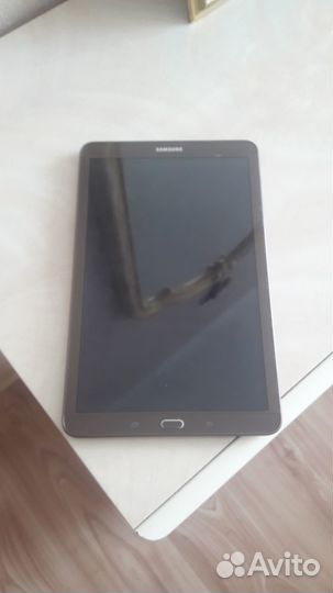 Планшет TAB -E