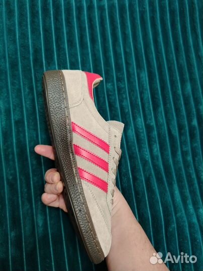 Кроссовки adidas handball spezial beige red 43