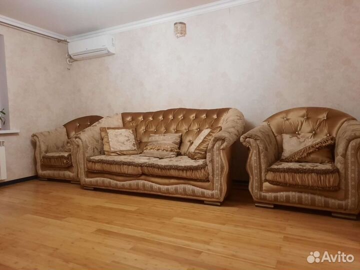 Диван и 2 кресла