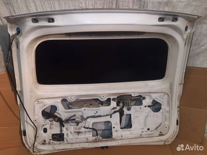 Задняя дверь nissan AD Y12