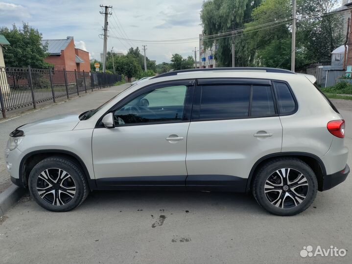 Volkswagen Tiguan 2.0 AT, 2011, 190 000 км