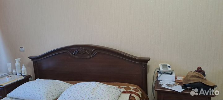 Спальный гарнитур