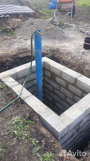 Выкапываем септики. Кисоны. Заводим воду в дом