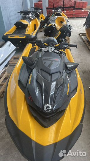 Новый SEA-DOO RXP X RS 300 millenium yellow BRP