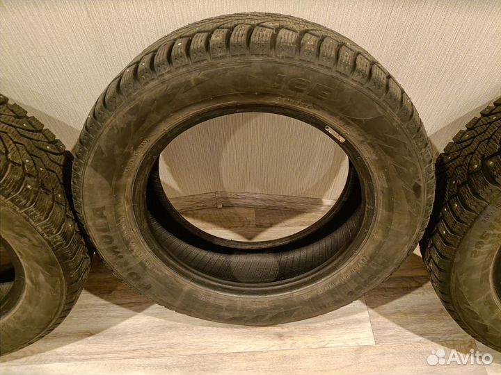 Pirelli Ice 205/60 R16