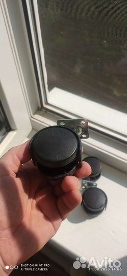 Колесики мебельные