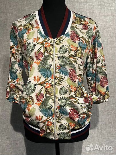 Бомбер stradivarius