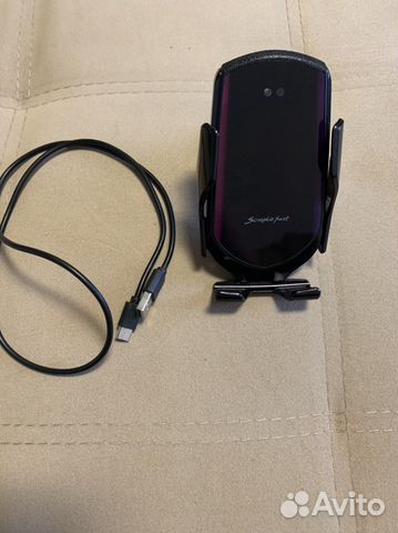 Держатель для телефона в машину