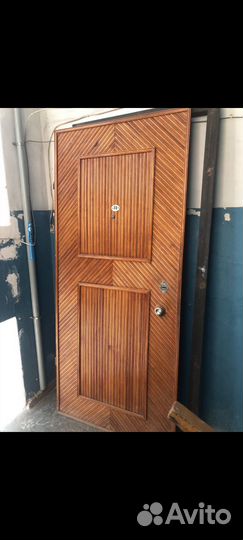 Дверь входная металлическая