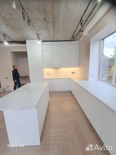 Кухонные гарнитуры