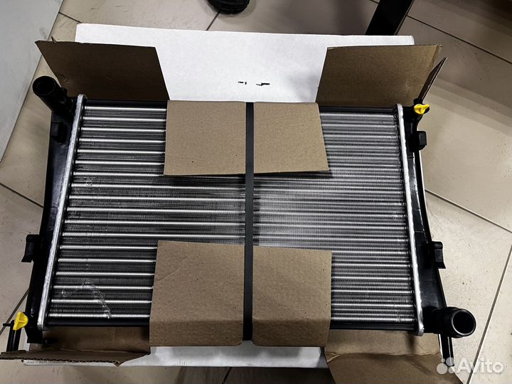 Радиатор Ford fusion /Fiesta /Mazda 2