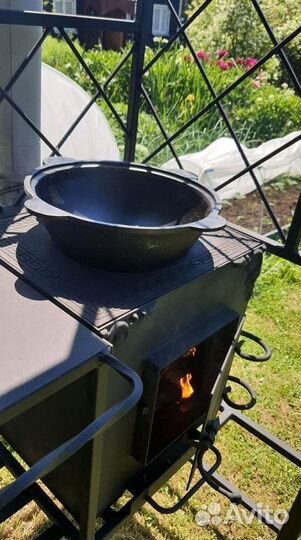Мангал с крышей