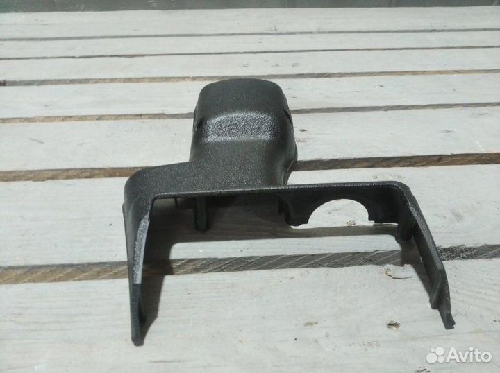 Кожух рулевой колонки LADA 2131 5 дверей 1.7 2012