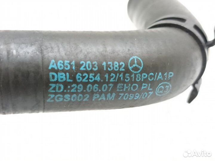 Патрубок системы охлаждения Mercedes-Benz