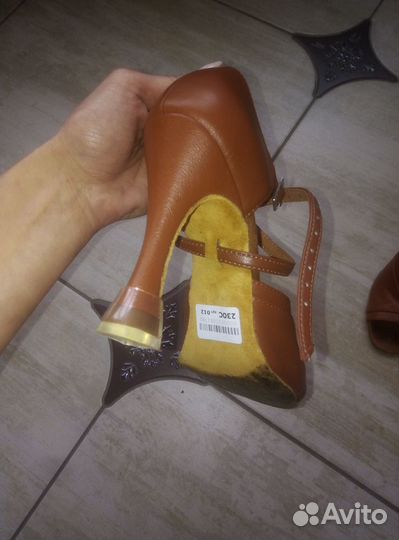Бальные туфли Ла кожа новые
