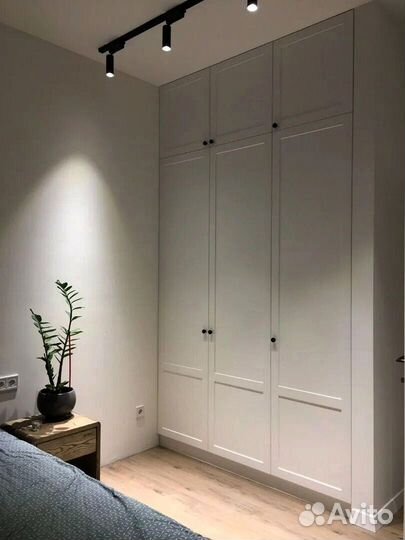 Шкаф распашной новый