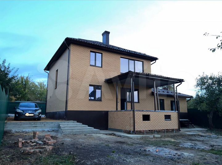 Дом 145 м² на участке 6,5 сот.