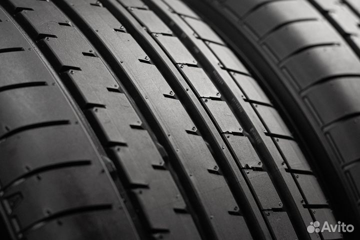 Yokohama BluEarth-XT AE61 225/65 R17 102H