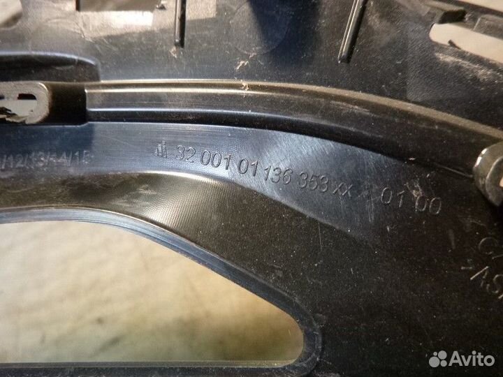 Решетка в бампер левая под птф BMW 1-series F40 2019