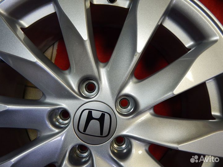 1478 Оригинал Honda 18 5*114.3 ET50 Б/п по РФ