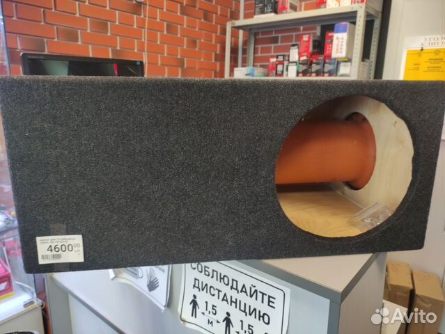 Короб для сабвуфера 12 дюймов труба