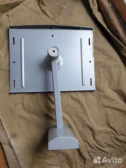 Кронштейн для телевизора