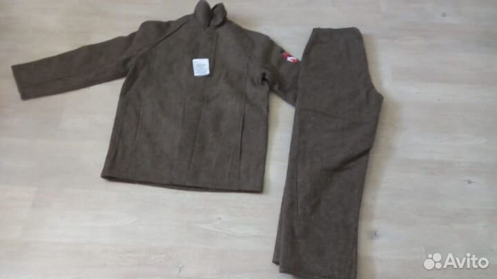 Костюм суконный