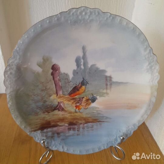 Антикварные декораттвные тарелки