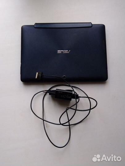 Asus Transformer Pad TF300T планшет с клавиатурой