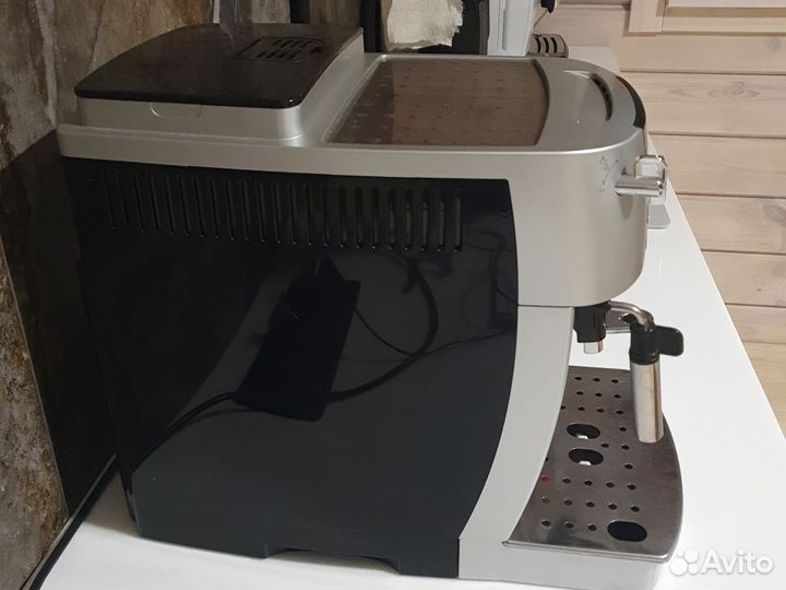 Кофемашина delonghi ecam 22.110 sb