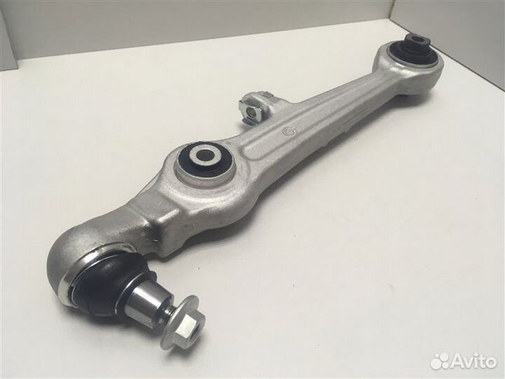 Рычаг передний низ левправ передний Volkswagen