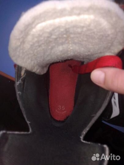 Коньки хоккейные