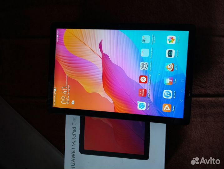 Планшет Huawei t10s