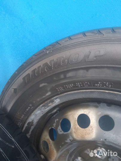 Dunlop Le Mans LM 704 215/65 R16