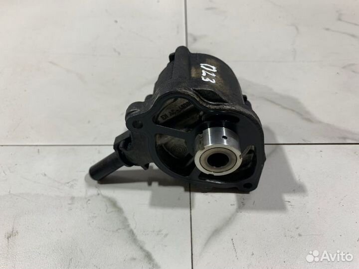 Вакуумный насос Mercedes W212 OM651