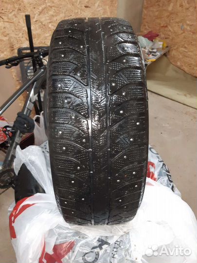 Bridgestone Ice Cruiser 7000 225/60 R17
