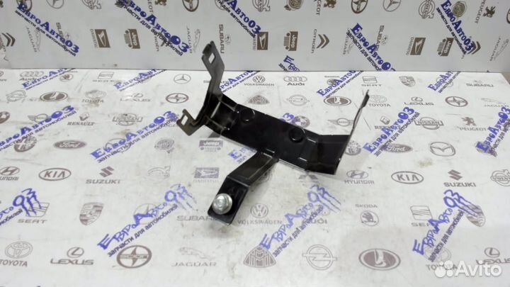 Кронштейн блока управления двигателем Chevrolet Av