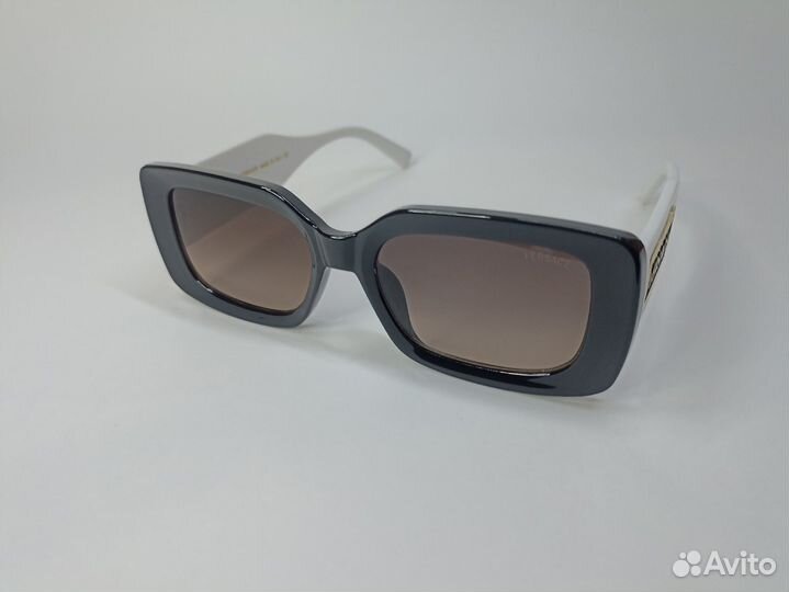 Солнцезащитные очки женские Versace 0123