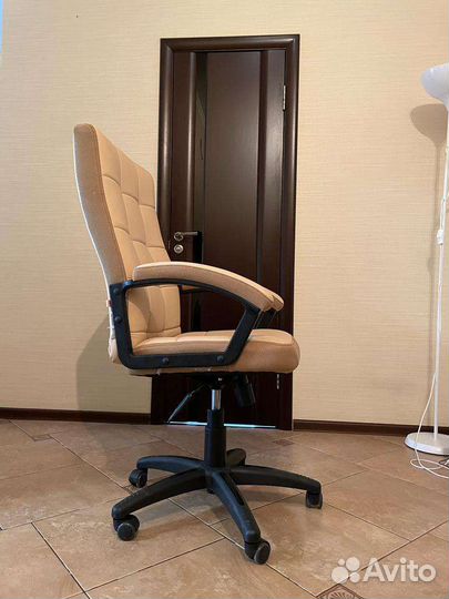 Офисное кресло. Новое